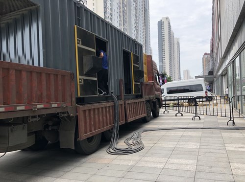 昆山柴油发电机空气滤清器在不同季节的更换周期是否有差异？